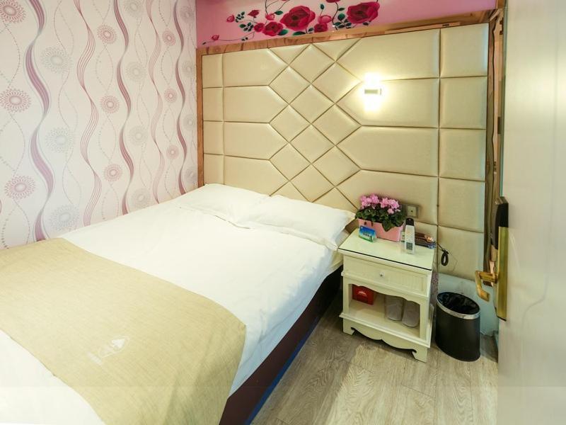 Greentree Alliance Shanghai Minhang District Hongqiao Hub Huanghua Road Hotel Bagian luar foto